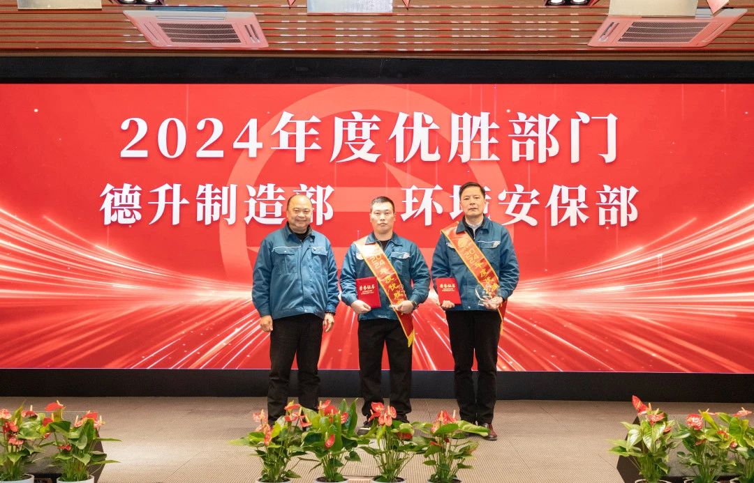 1737443795849310AD6C.jpg 1737443795849310AD6C.jpg